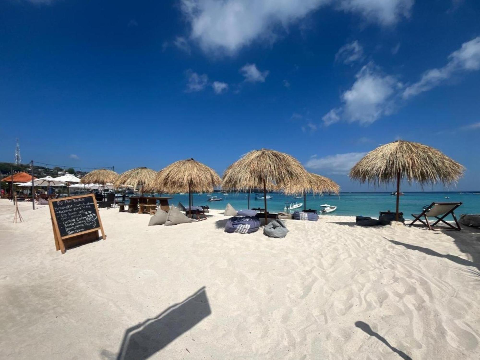 Hotel The Beach Huts Lembongan Extérieur photo